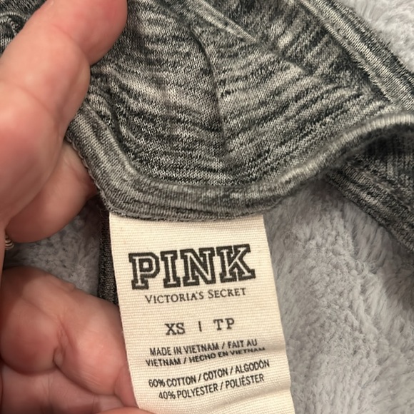 Victoria’s Secret PINK Razorback Tank Top - Picture 3 of 4